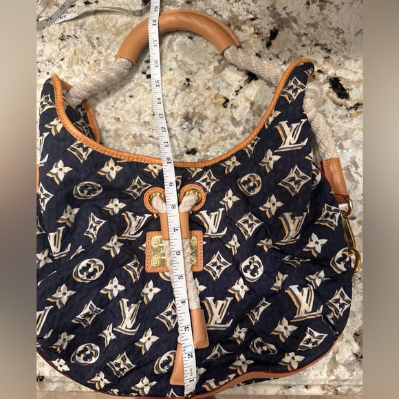 Louis Vuitton Handbag limited edition - Picture 10 of 15